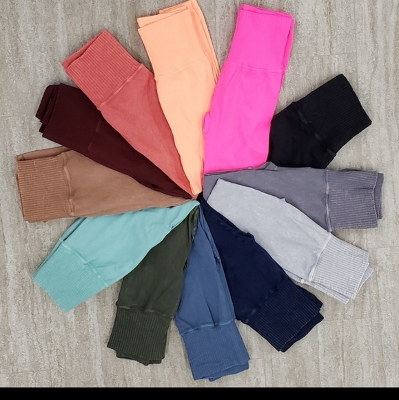 NEW Free People Movement Good Karma V Crop Sports Bra & Leggings Bundle Graphite - Picture 11 of 15